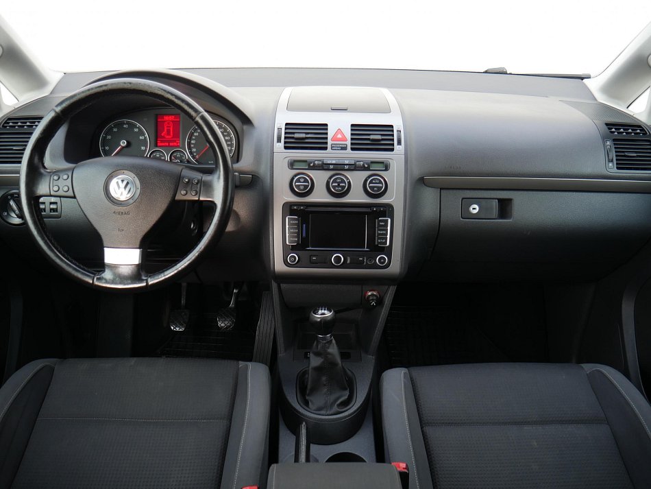 Volkswagen Touran 1.4TSI 