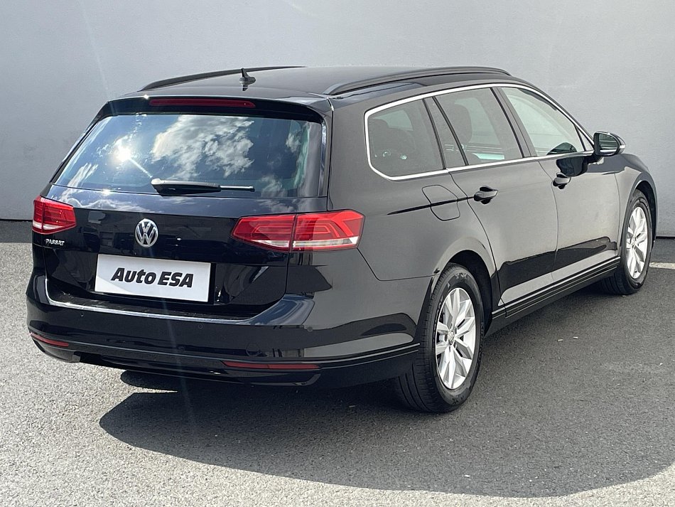 Volkswagen Passat 2.0 TDi Comfortline