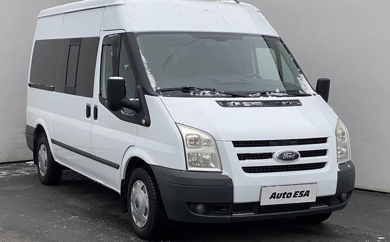 Ford Transit 2.2TDCi Trend L2H2 9míst