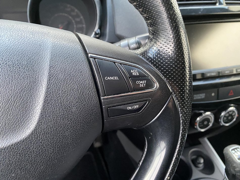 Peugeot 4008 1.6 HDi Style 4x4