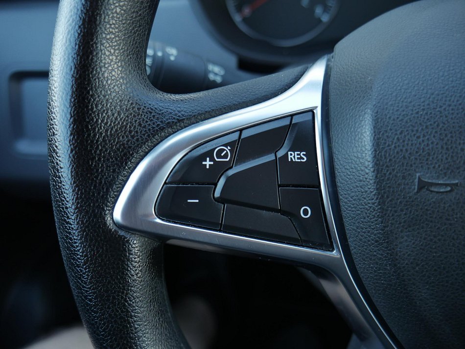 Dacia Duster 1.6i Access