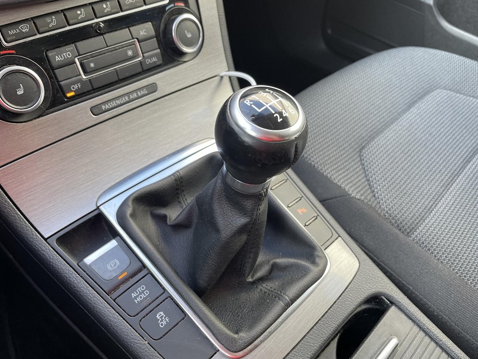 Volkswagen Passat 2.0TDi 