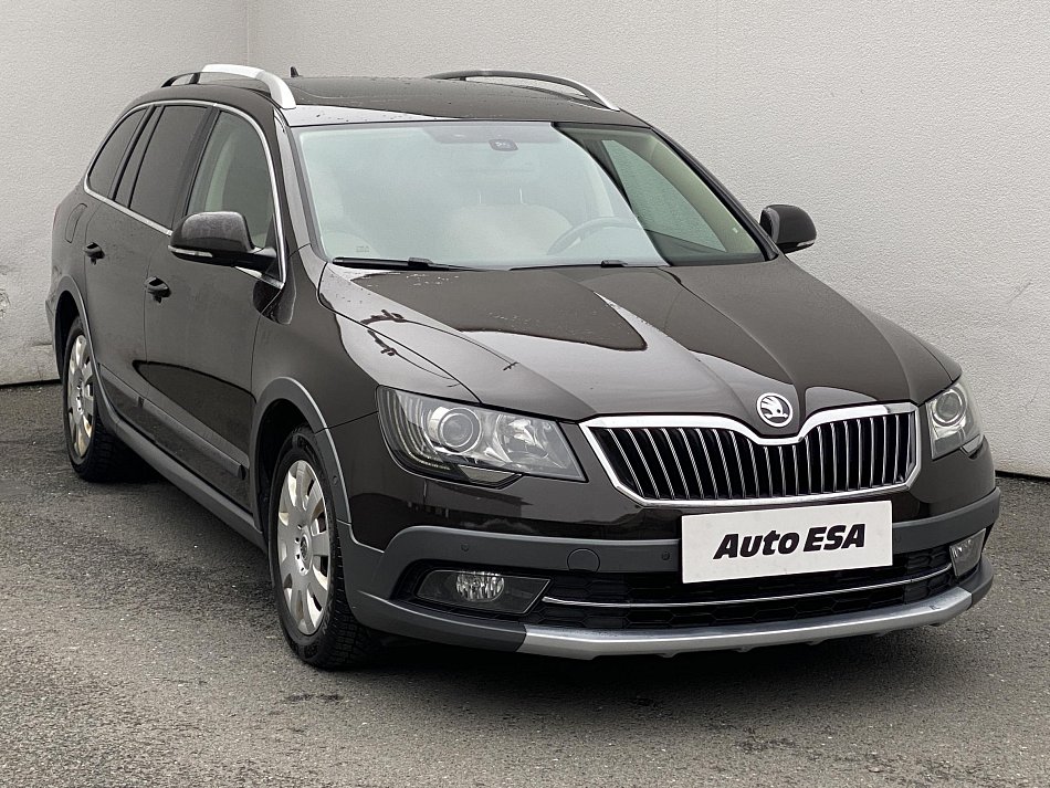 Škoda Superb II 2.0TDI Elegance 4x4