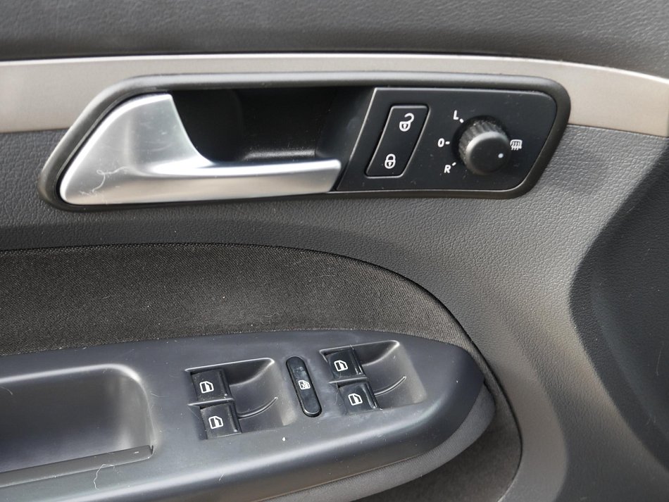 Volkswagen Touran 1.4 TSi 