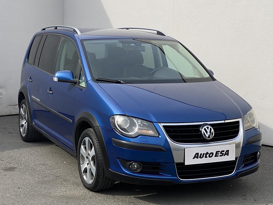 Volkswagen Touran 1.4TSi CROSS