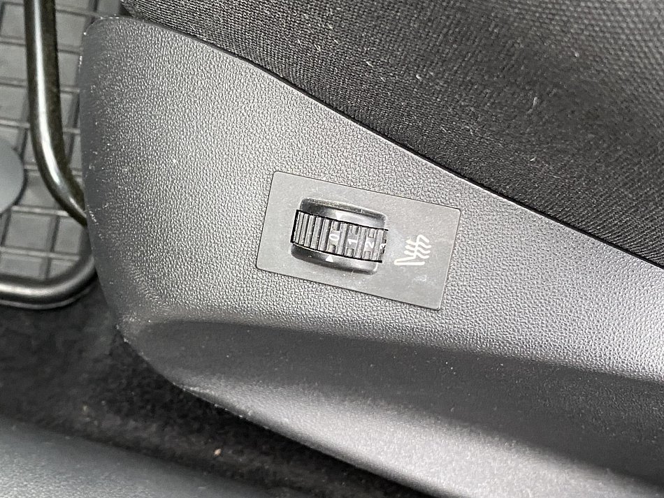 Peugeot 2008 1.2 PT Allure