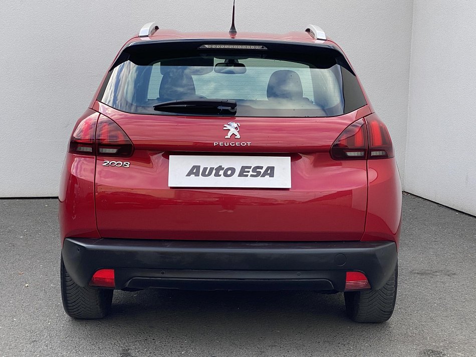 Peugeot 2008 1.2 PT Allure