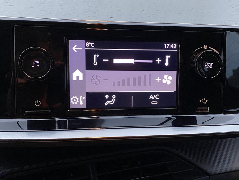 Peugeot 208 1.2i Active