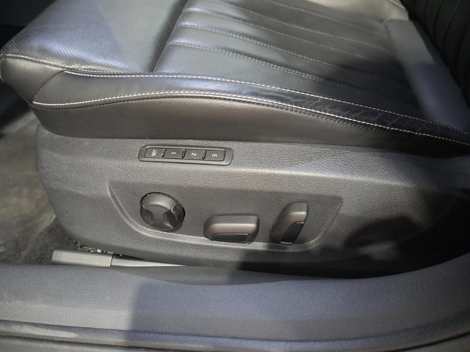 Škoda Superb III 2.0 TSI 