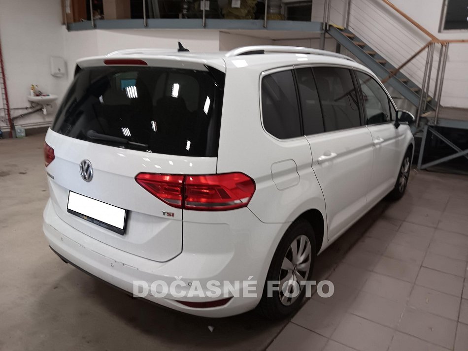 Volkswagen Touran 1.4 TSi 