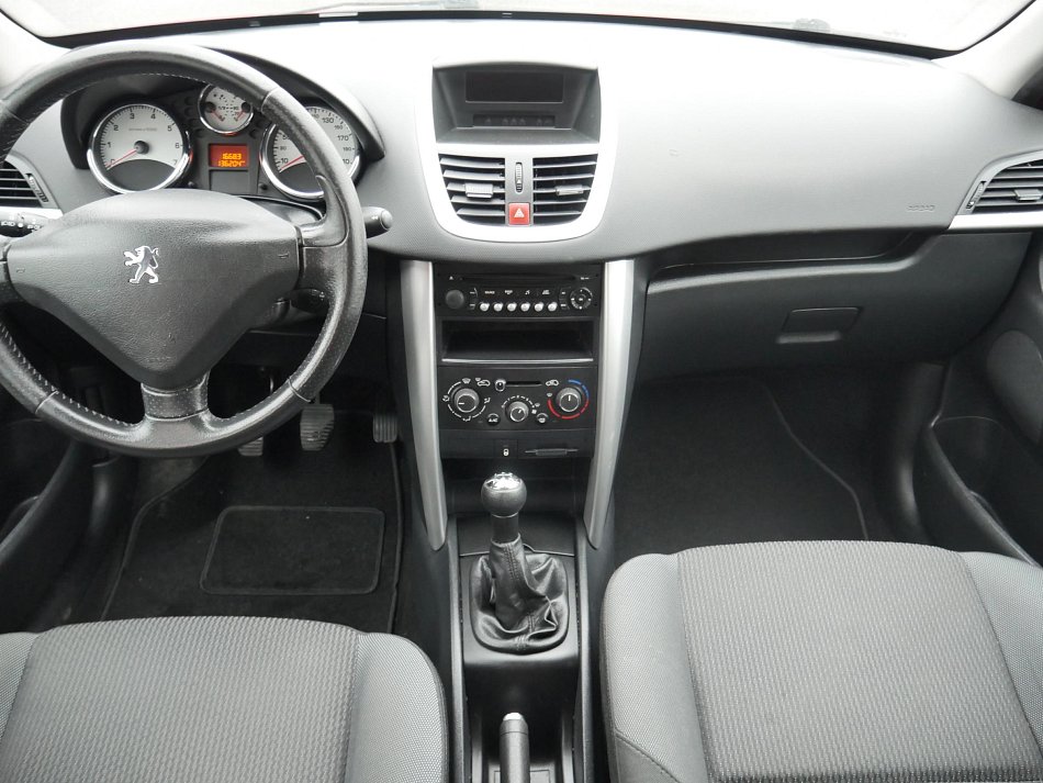 Peugeot 207 1.4i 