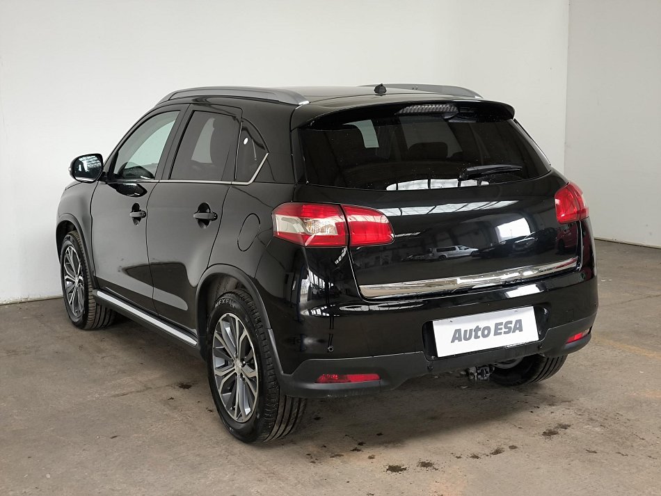 Peugeot 4008 1.8 HDi Allure 4WD