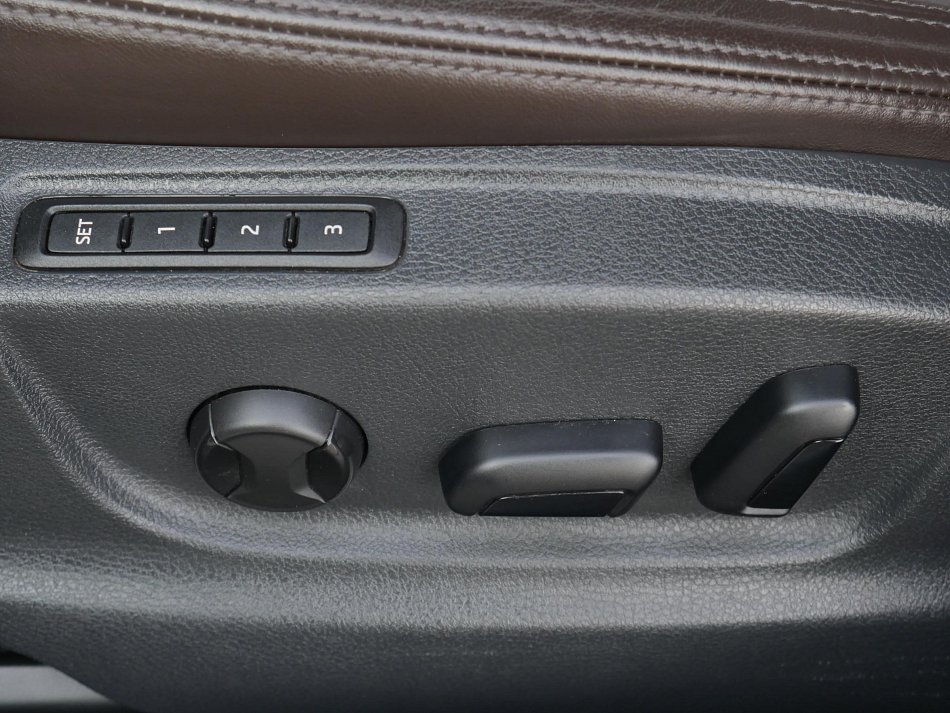 Škoda Octavia III 2.0 TDi L&K