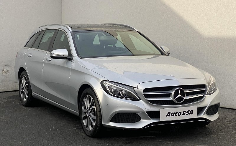 Mercedes-Benz Třída C 2.2CDi 