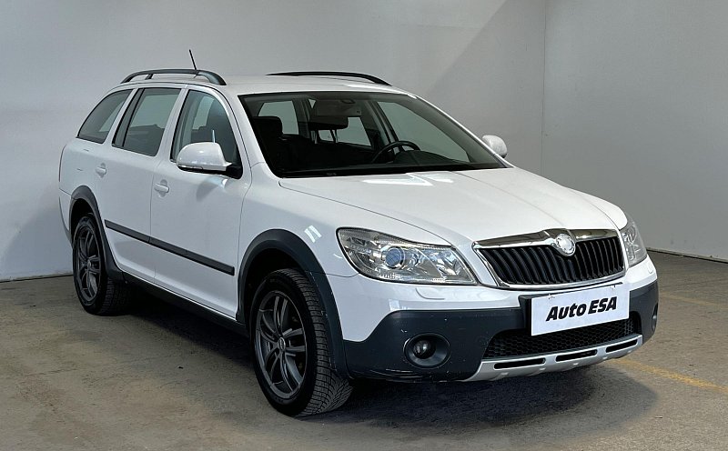 Škoda Octavia II 2.0 TDI  Scout