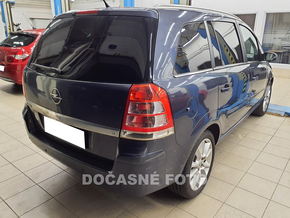 Opel Zafira 1.8i 
