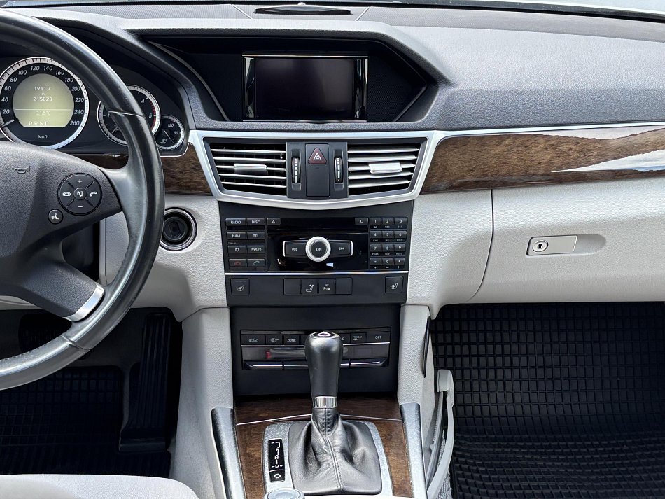 Mercedes-Benz Třída E 2.2 CDi  E250